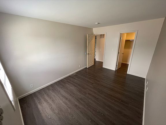 2nd image of 101 Surrey Ct #1