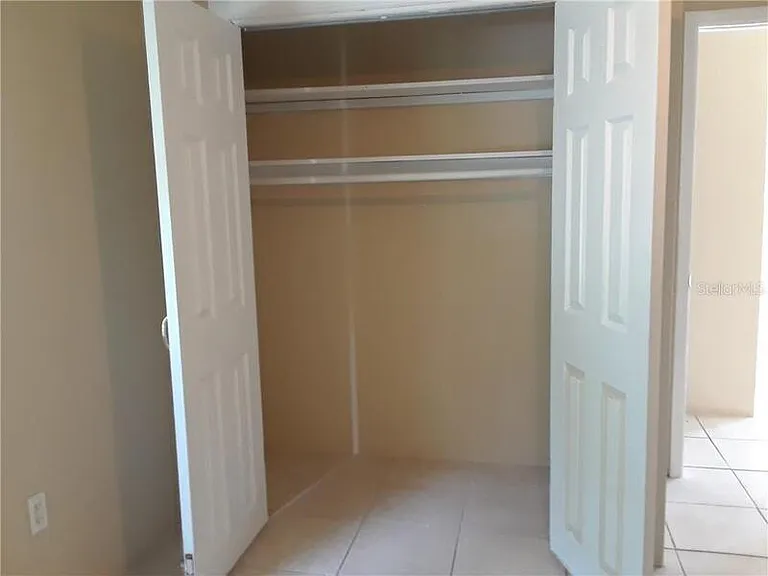 1032 W Jefferson St #5 — Photo 9