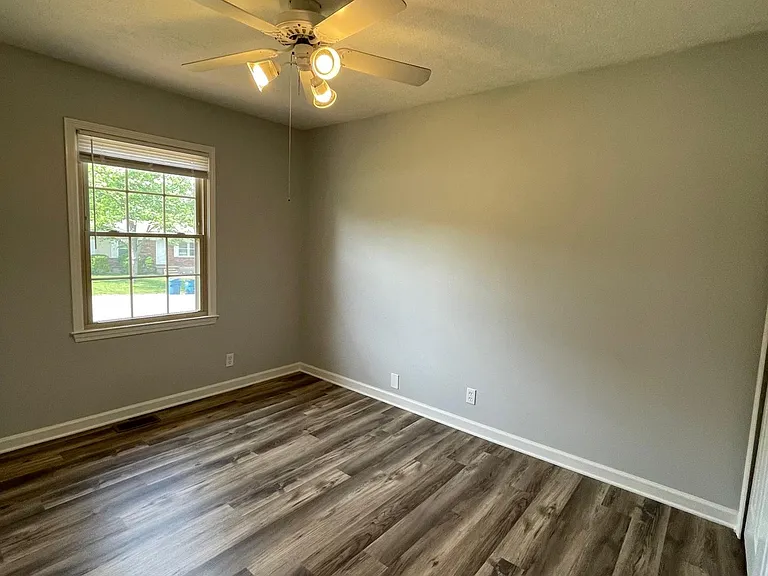 1601 Rhode Ct — Photo 12