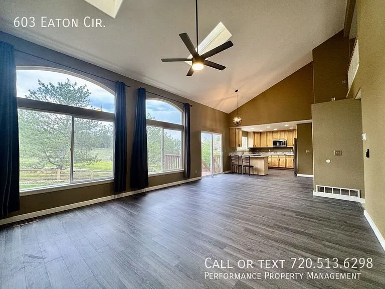 603 Eaton Cir — Photo 4