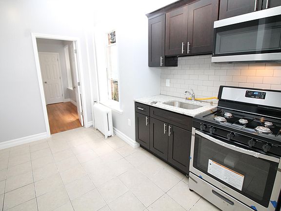 3rd image of 246 Summit Ave APT 304