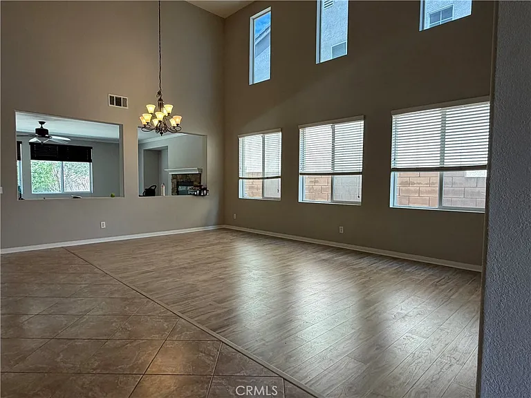 7771 Stonegate Dr — Photo 2