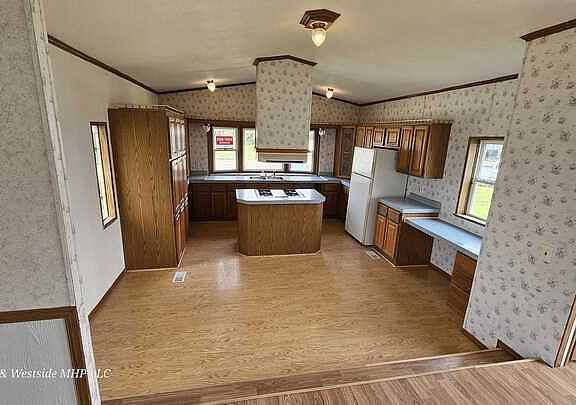 4th image of 411 Westside Trailer Ct #411