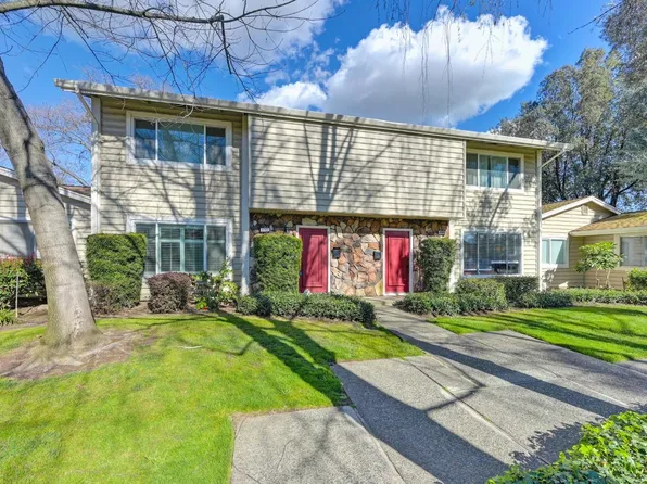 8303 La Riviera Dr, Sacramento, CA 95826