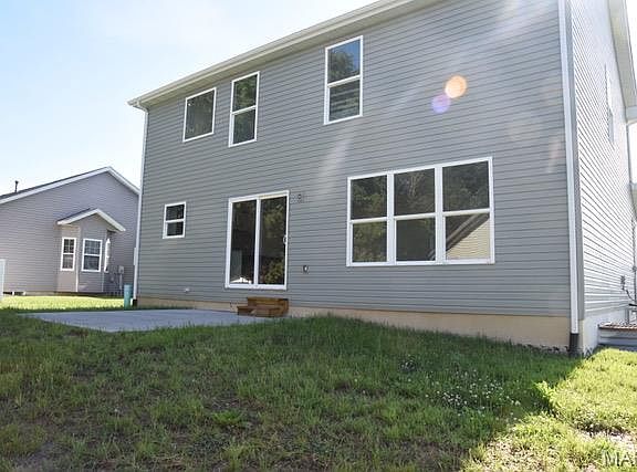 4th image of 3160 Birmingham Dr