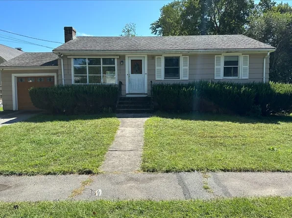 19 Mason Rd, Needham, MA 02492