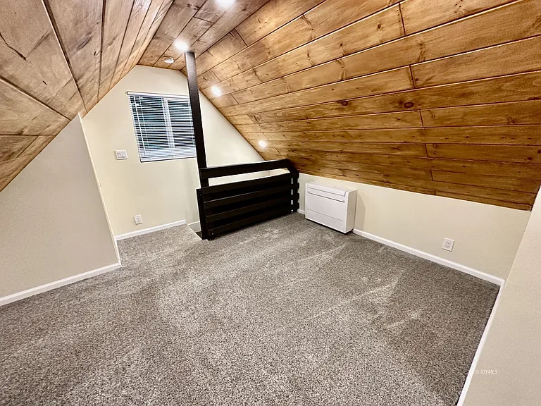 25165 Cedar St #A — Photo 18