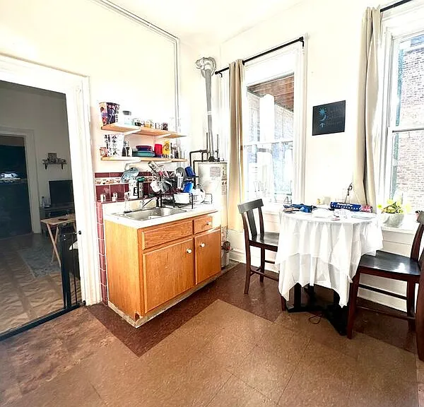 1325 W 18th St #2M — Photo 9