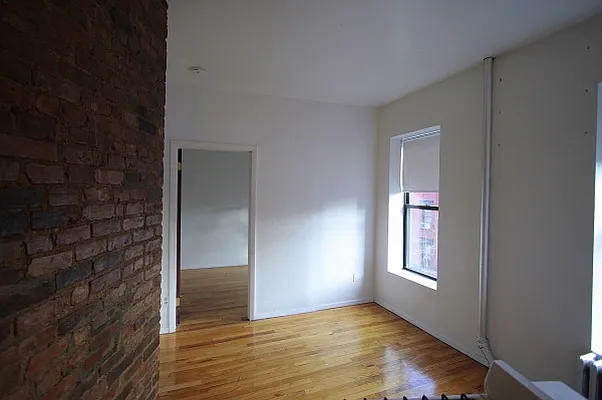 Rented by Citi Habitats | media 34