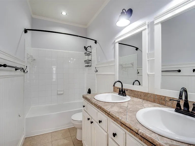 9323 Hillhaven Ct — Photo 31