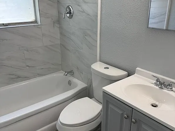 2632 Emerald Dr, Mesquite, TX 75150