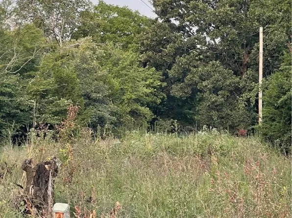 100990 S 4705th Rd, Muldrow, OK 74948