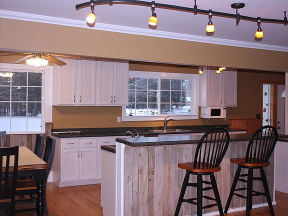 3rd image of 7901W Evergreen Dr