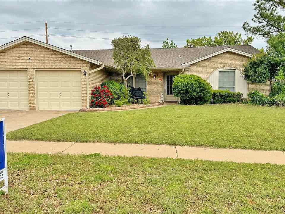 1st image of 909 NW 47th St