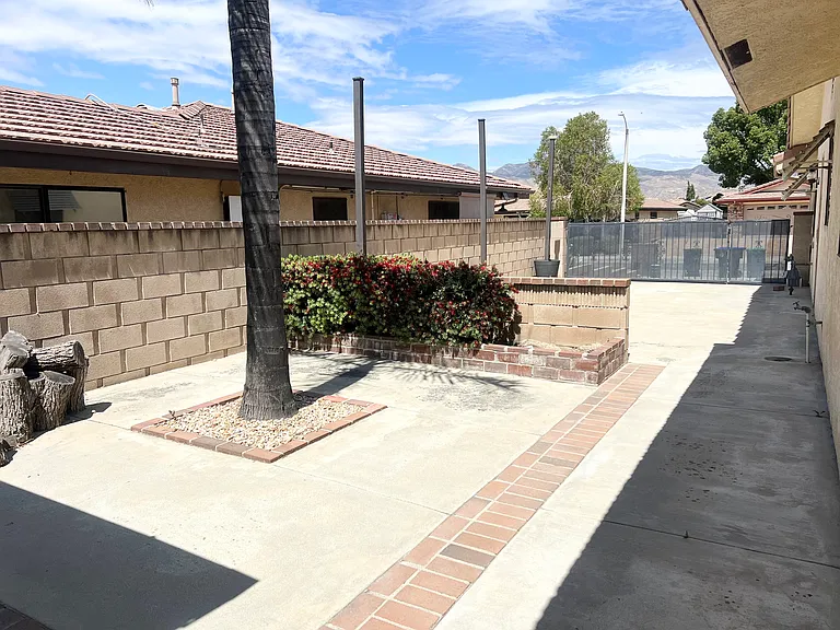 739 Chardonnay Pl — Photo 26