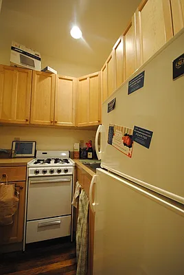 Rented by Bold New York | media 19