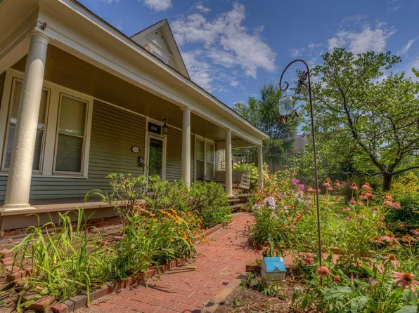 214 S Cox St, Memphis, TN 38104
