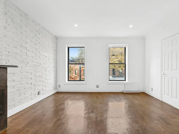 308 Clifton Place image 16 of 32