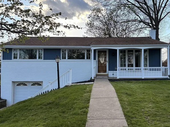 5384 Hacienda Dr, Pittsburgh, PA 15236