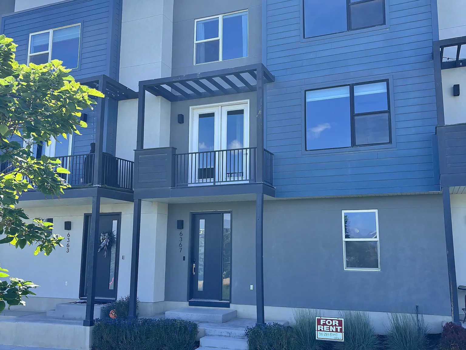 3 bed, 2.5 bath, 1500 sqft, $2,650 — Photo 1