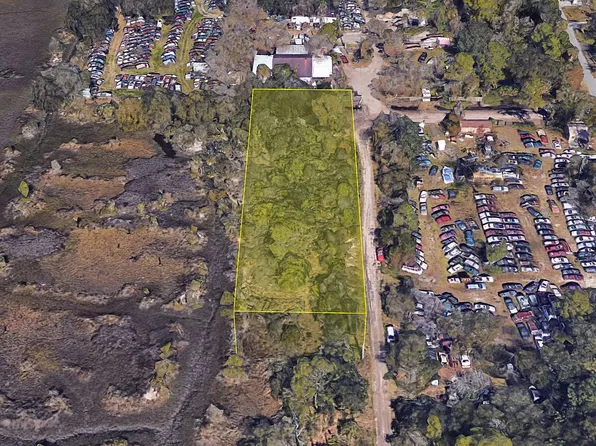 Tulip St, Atlantic Beach, FL 32233