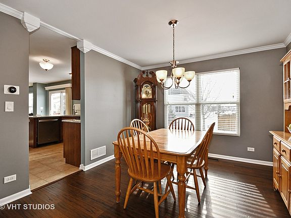 4th image of 2046 Sandell Ln