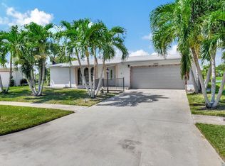 14697 Sunny Waters Ln, Delray Beach, FL 33484