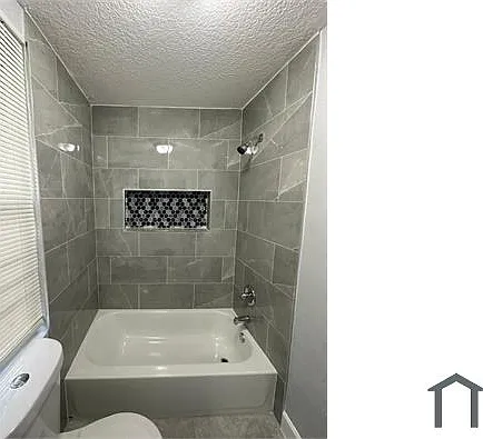 1024 W 22nd St — Photo 34