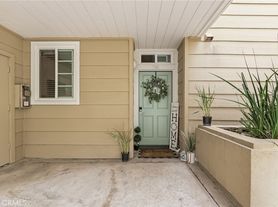 20191 Cape Coral Ln, Huntington Beach, CA
