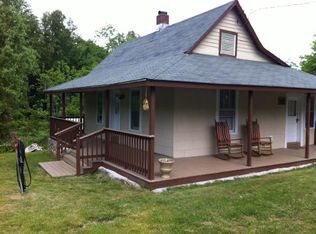 221 Edgewood Rd S, Asheville, NC 28803