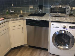 950 N Wolcott Ave APT 3R, Chicago, IL 60622