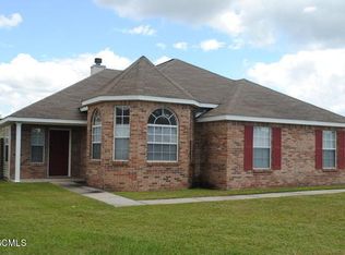 8709 Cory Ct, Ocean Springs, MS 39564