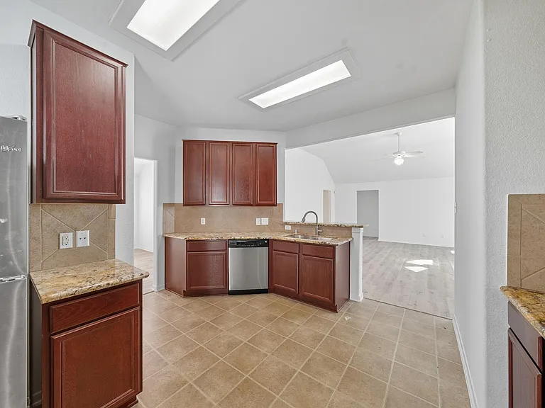 14730 Fir Knoll Way — Photo 14