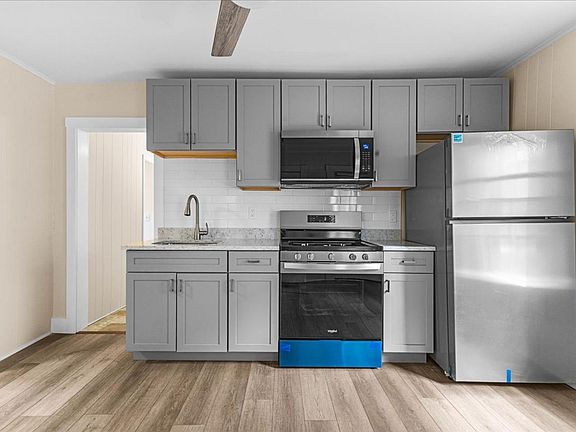 2nd image of 50-52 Howard St #52A