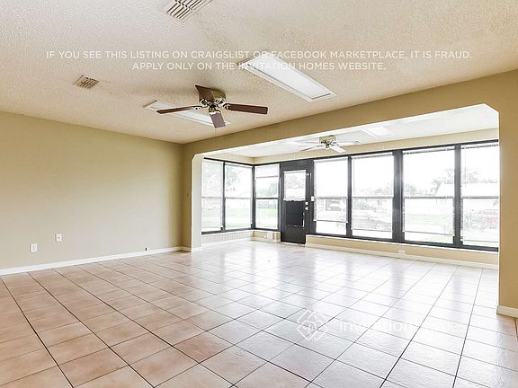 3rd image of 1601 Stafford Rd