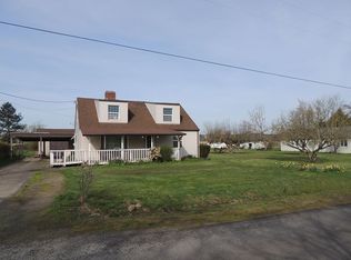 1810 Strawberry Ln, Lebanon, OR 97355