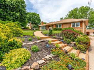 7828 Ontario Rd, Gainesville, VA 20155