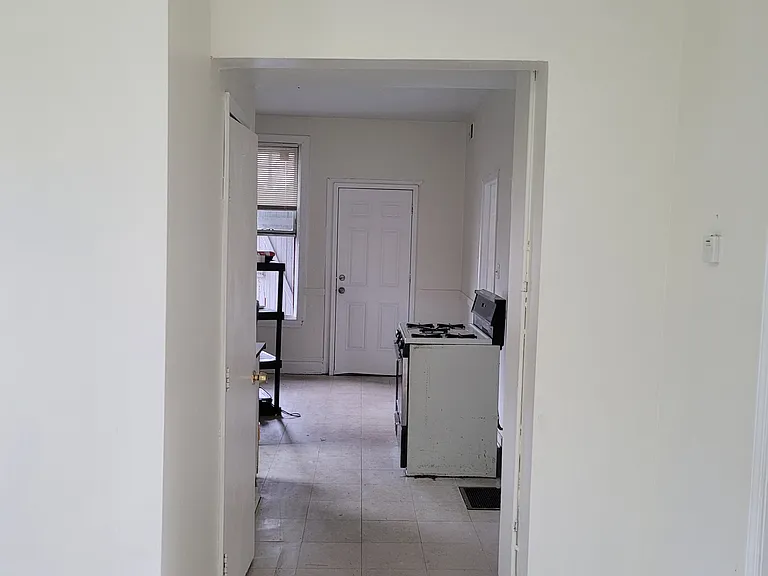 4546 S Wood St #1 — Photo 2