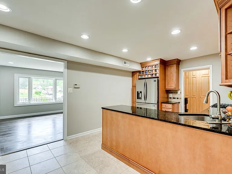 4005 Lees Corner Rd — Photo 4