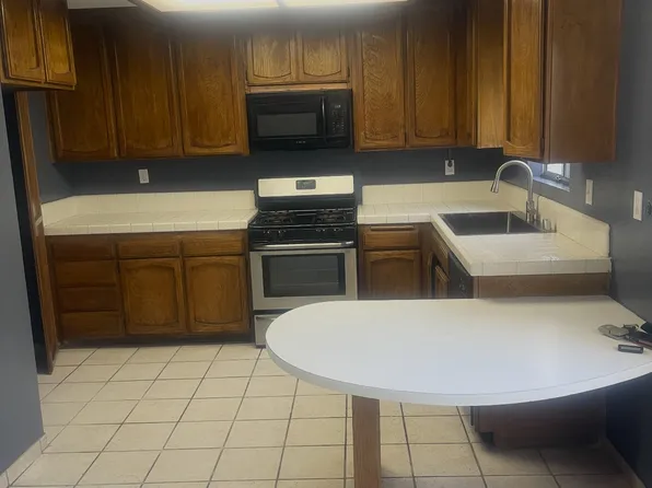(undisclosed Address), Reseda, CA 91335