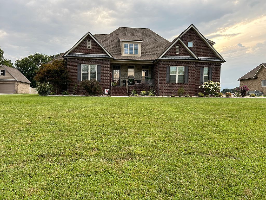 41 Wellington Dr - Property Image