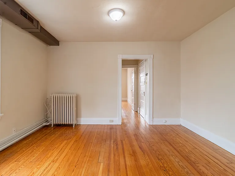 316 Tilden St #C — Photo 11