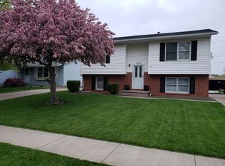 2028 Skipton Rd, Springfield, IL 62702