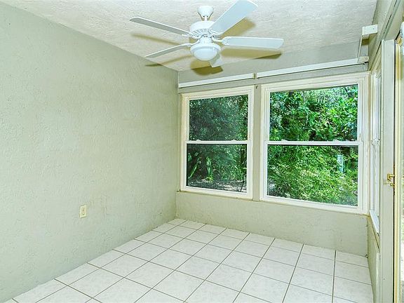 5th image of 2207 Circlewood Dr #42