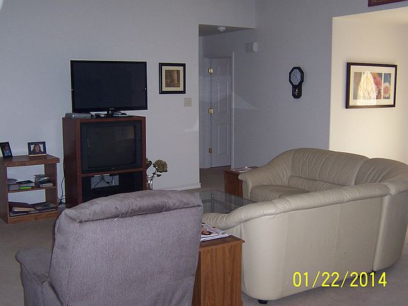 2nd image of 107 Saguaro