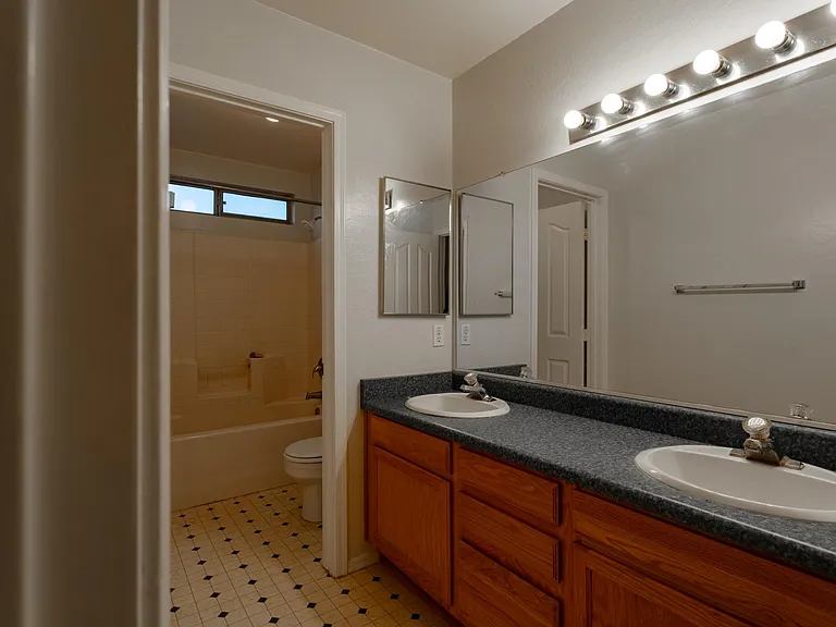 8802 E University Dr — Photo 15