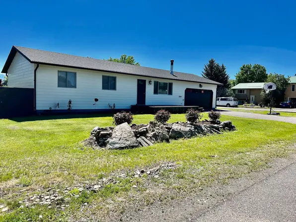 802 Amsterdam Blvd, Belgrade, MT 59714
