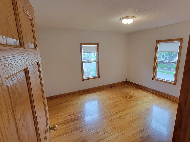 410 3rd Ave S #3 — Photo 16