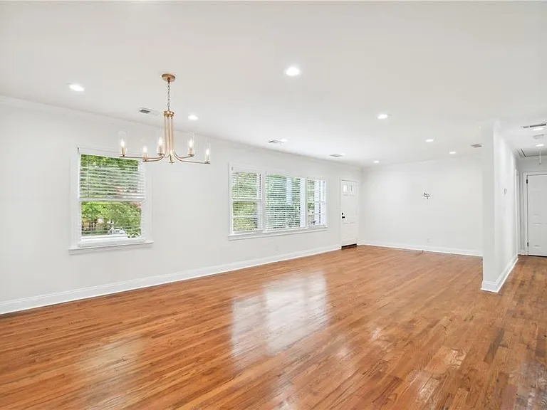 1249 Goodwin Rd NE — Photo 13