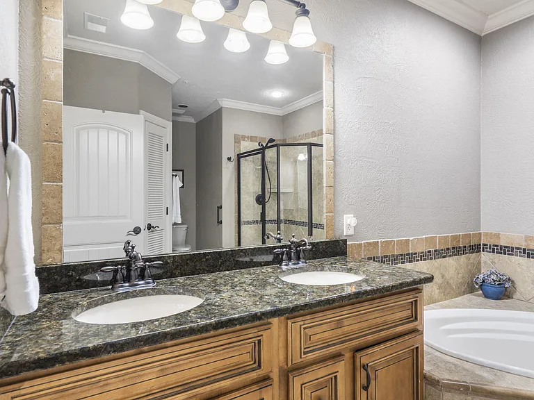 31 Royal Vista Dr #109 — Photo 19